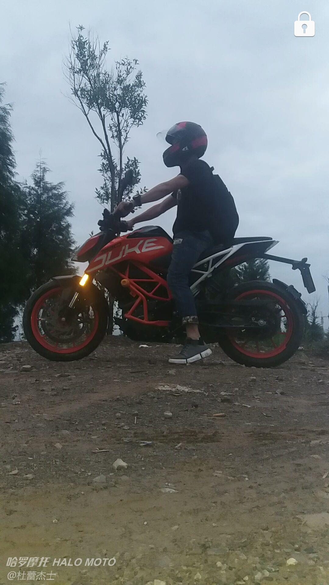 ktmduke390路人视角,适合新手的ktmduke390推荐