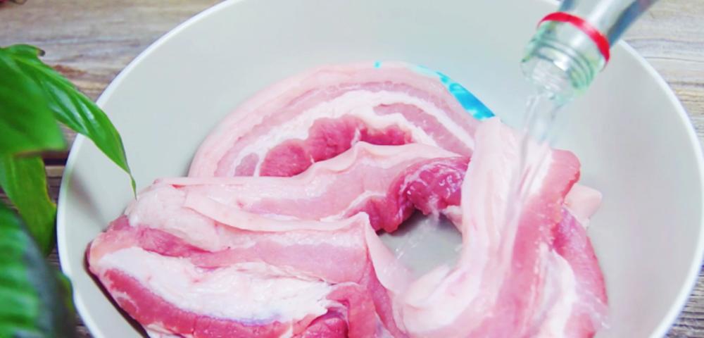 腌制腊肉放盐的正确方法,腌腊肉时需要放多少盐