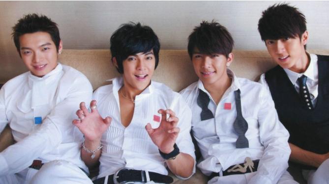 炎亚纶重返17岁,周杰伦炎亚纶