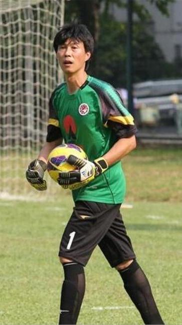 足球名将区楚良,区楚良生涯最佳扑救