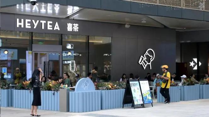 花果园购物中心攻略,花果园游玩推荐晚上