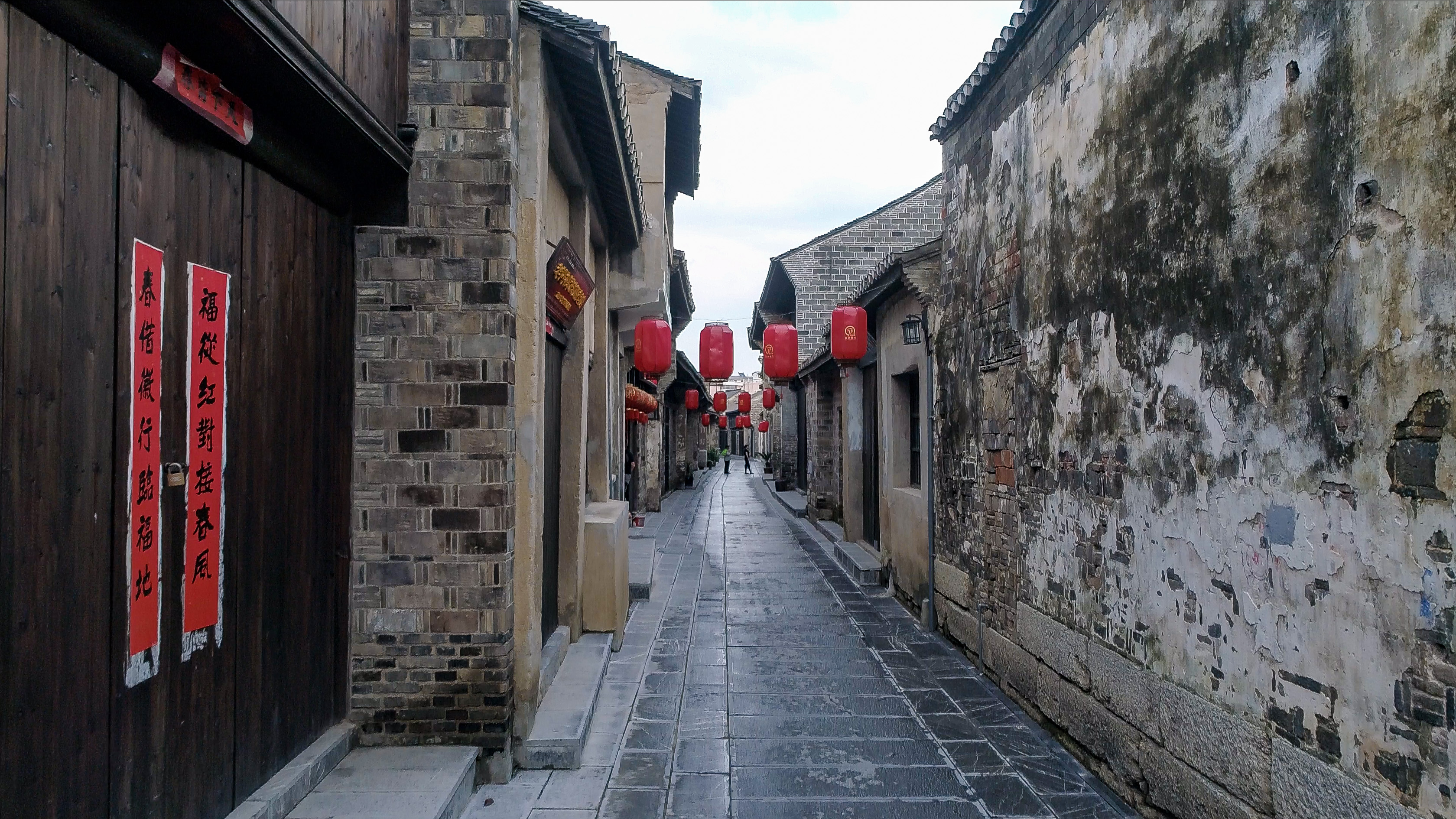 坐着高铁去阳朔,坐高铁去茶峒古镇