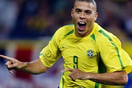 天下足球的文案真是一绝,天下足球十大煽情文案