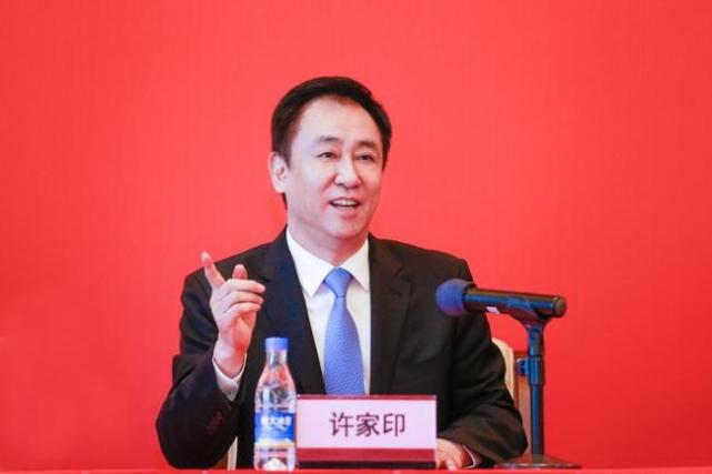 为这瓶水他砸下60亿，豪言一年要赚3百亿，结果18亿打折卖掉