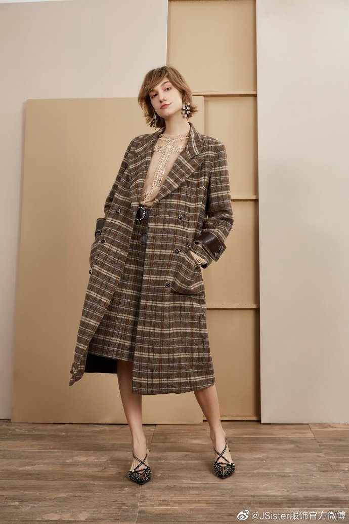 衣柜常用衣服材质,拜托了衣橱秋裤