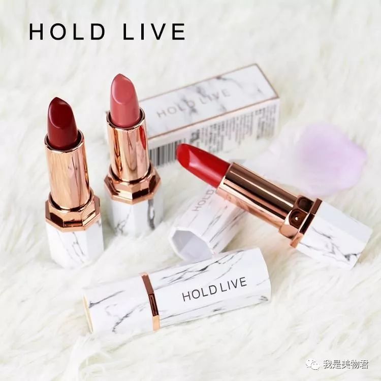 49块竟然比300块还好用，开挂的国产口红真的太美了