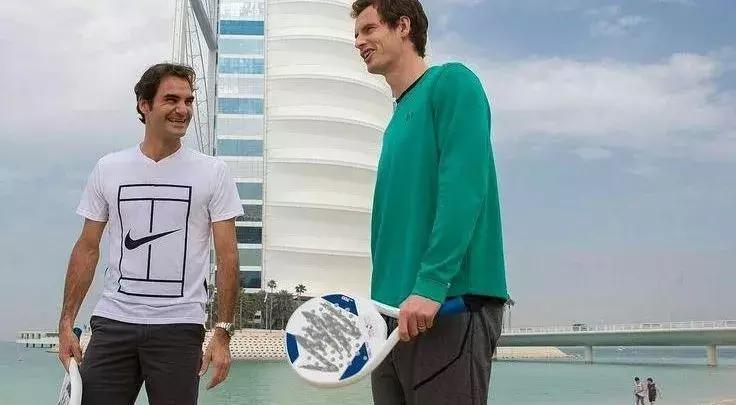 德约费德勒小威合影,莎娃波娃小威费德勒