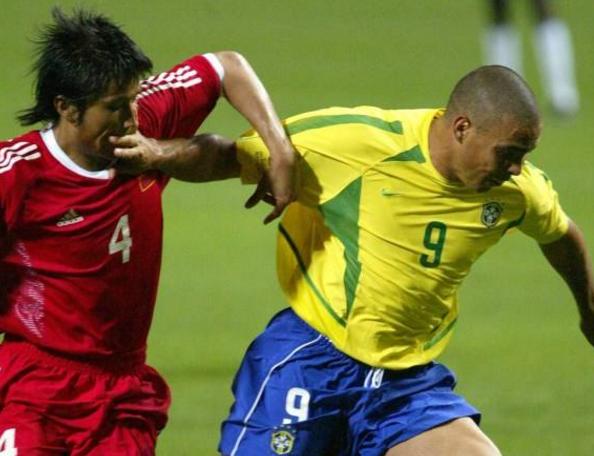 国足史上最强左后卫，末代“假A”一尘不染，中国足坛的正人君子