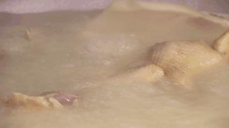 昆明老街附近哪家过桥米线好吃,昆明过桥米线百年老店哪家最正宗