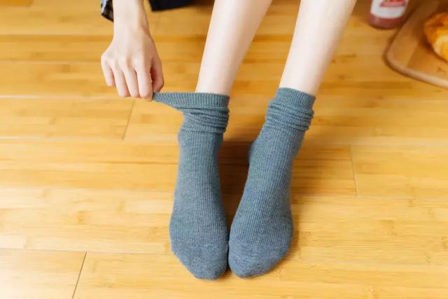 鍗疯￥鑴氶湶琚滆鏁欏,绉嬪啲鍗疯￥鑵块湶鑴氳笣