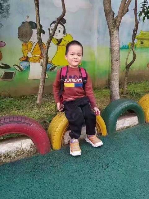 幼儿园老师尿裤子需要洗吗,孩子在幼儿园尿裤子应该怎么教育