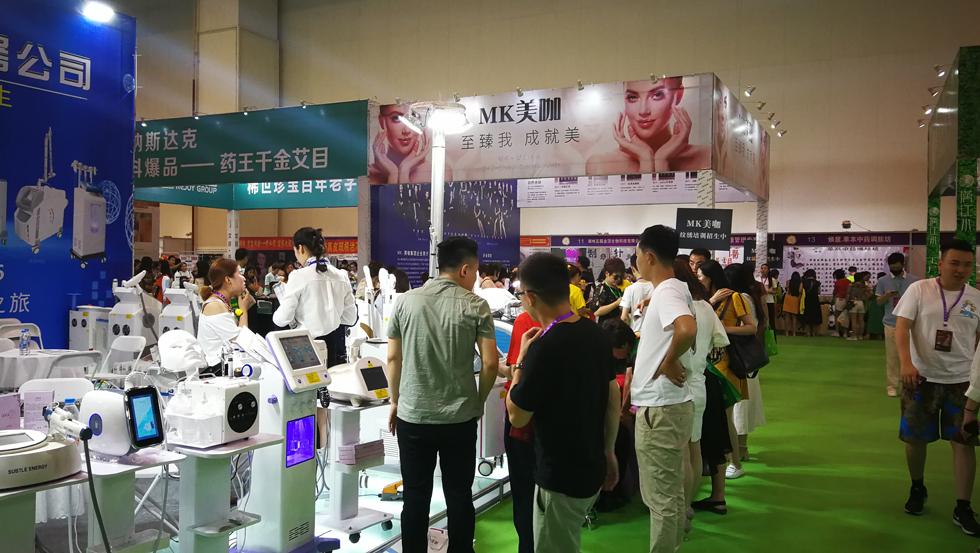 郑州高端美容化妆品行业博览会,44届郑州国际美发博览会