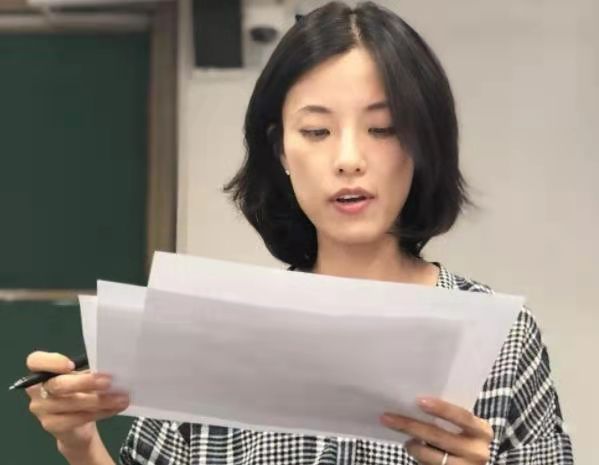 小学生因姓名走红一共加起来两笔,小学生因名字只有两笔走红