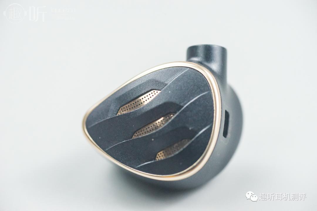 fiio飞傲f9入耳式耳机,飞傲fh5耳机对比飞傲fa7