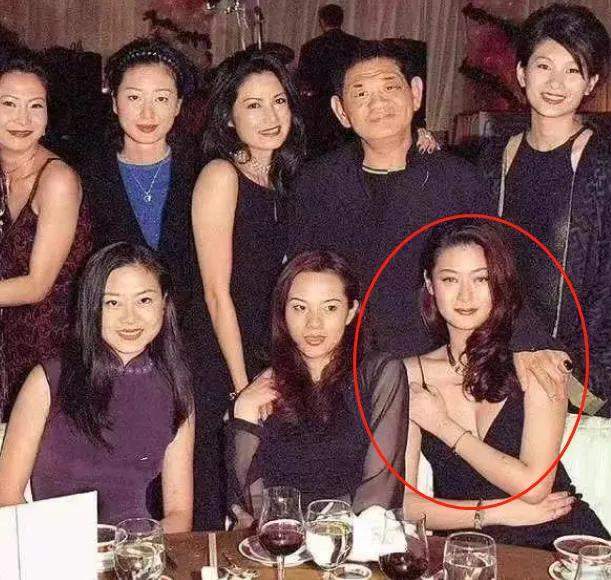 陈宝莲：留下满月的儿子，从24楼纵身跳下，是谁把她逼上了绝路？