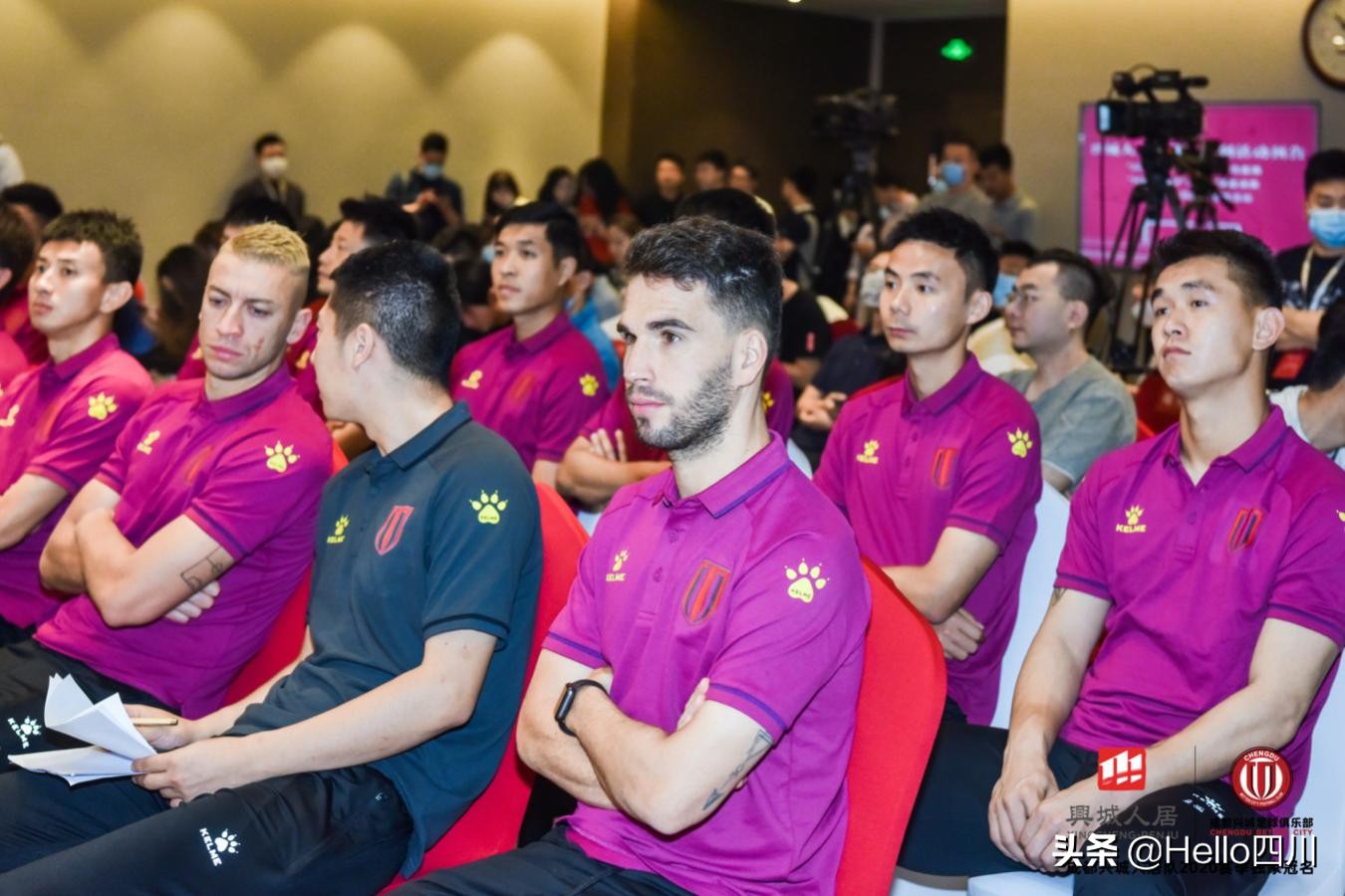 成都：一座体育名城的足球梦想，从人居出发