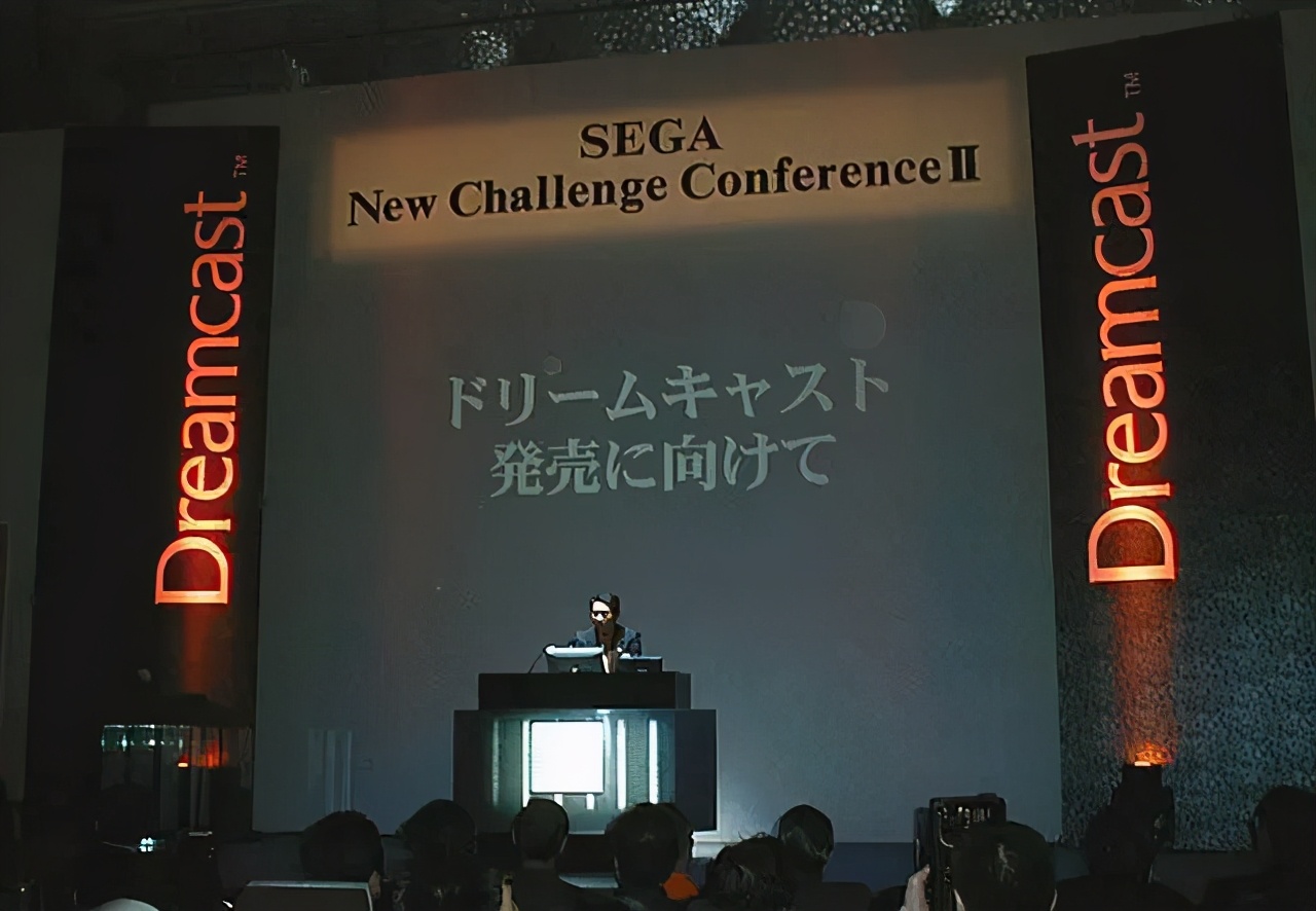 好物之走进美国丨Xbox:成不了电玩界的第一,就做手柄界的NO.1