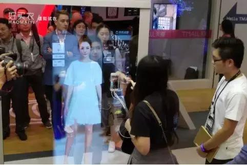 女人逛街必备神器,女人逛街购物可以治愈一切