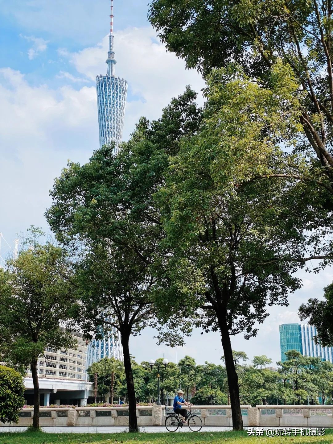 游客照不会拍一定要学会这几个,教你不出门拍各地旅游照片