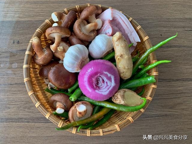 家庭素香菇酱的做法,在家做香菇酱的做法窍门