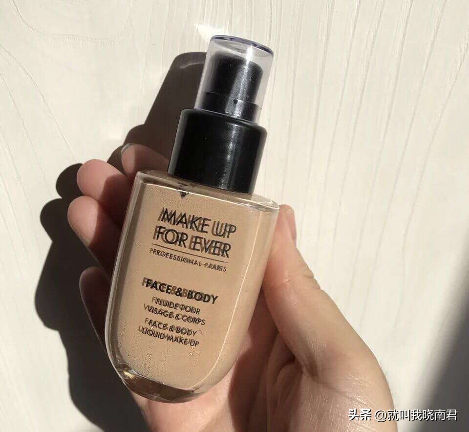 如何挑选适合自己的粉底液颜色,怎样挑选适合自己的粉底液色号