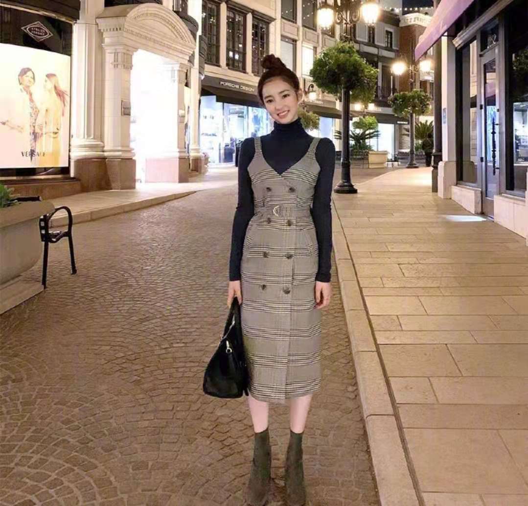 卫衣牛仔裤搭配女款韩系,韩国女生冬季牛仔裤穿搭