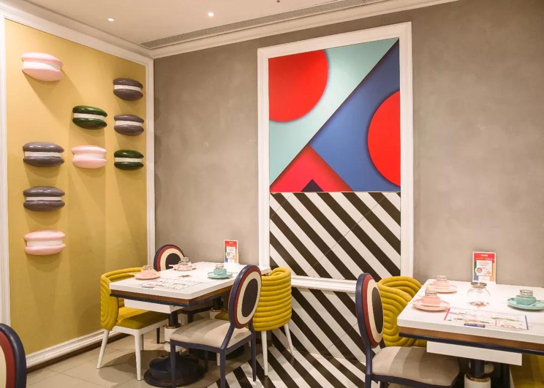 在“卡通乐园”吃“瘦瘦鱼”，一份大过脸盆，居然不到50元