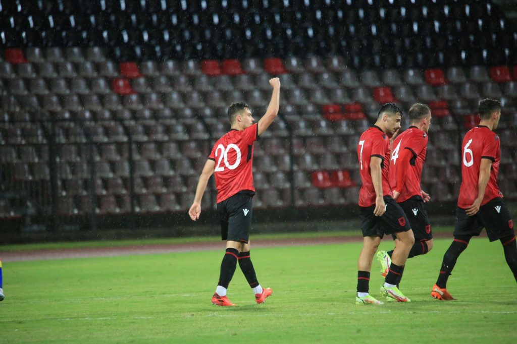 切尔西21岁天才中场,切尔西阿尔巴尼亚