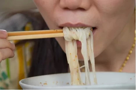 减肥期间魔芋面该怎么吃,0脂肪0热量的魔芋面