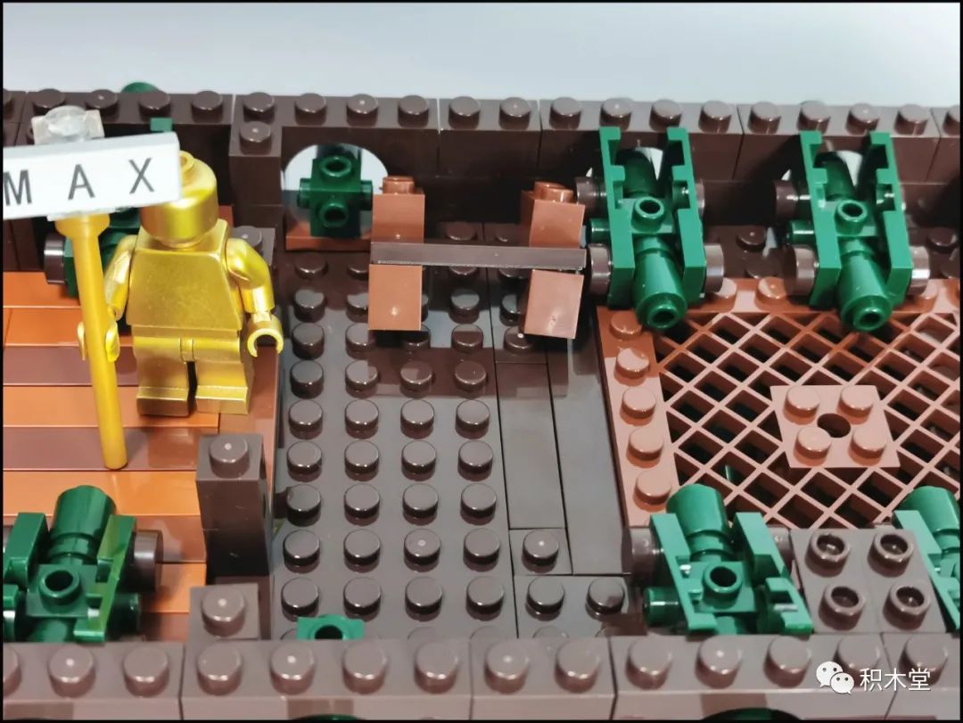 飞翔的荷兰人号船真实原型,飞翔的荷兰人号为什么能潜水