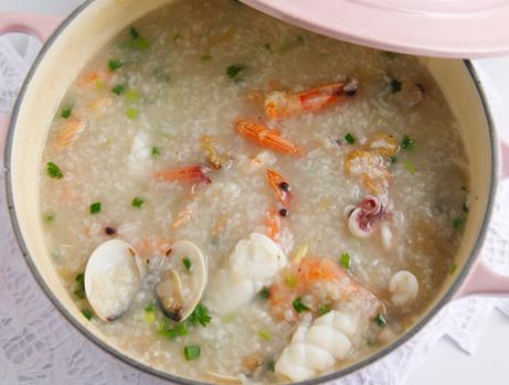 煲海鲜粥做法,年夜饭适合做什么海鲜粥