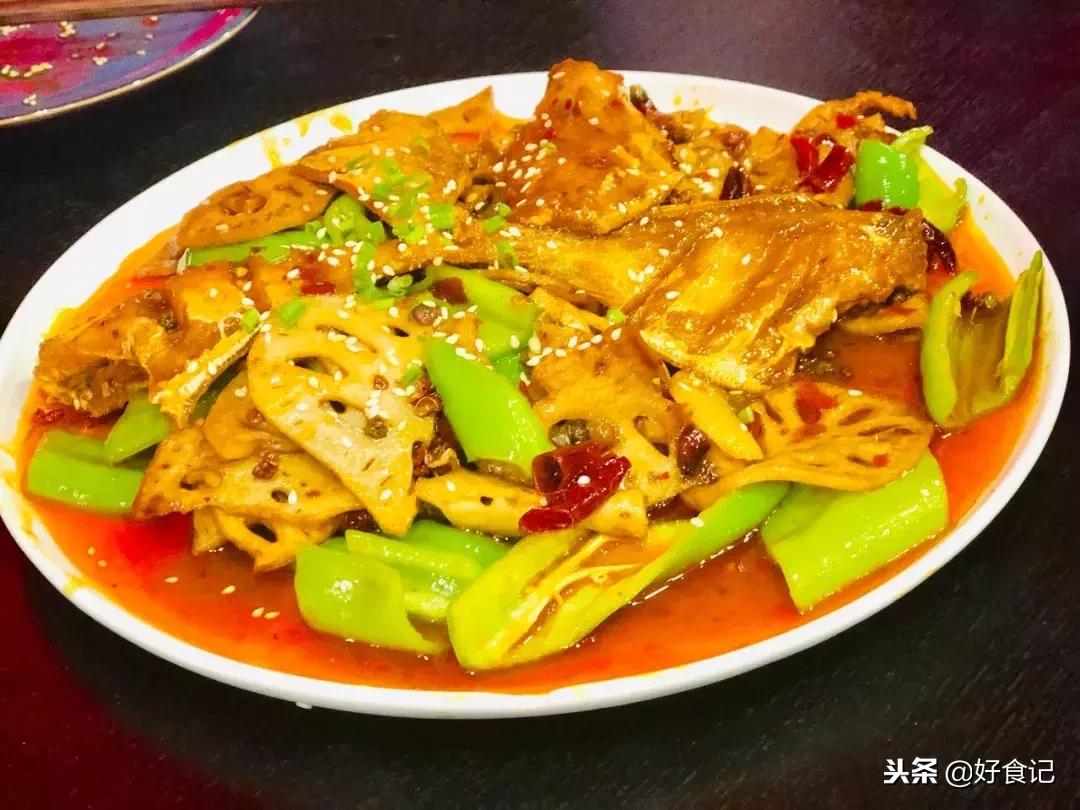 郑州商场购物中心推荐美食,郑州比较厉害的商场