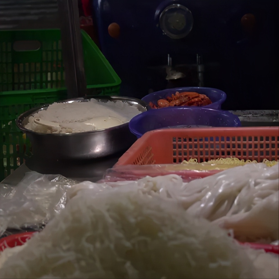 摆宵夜摊能挣到大钱吗,摆夜宵摊赚钱吗