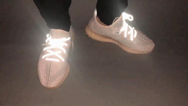 yeezy350粉满天星真假鉴定,yeezy350黑天使怎么辨别真假