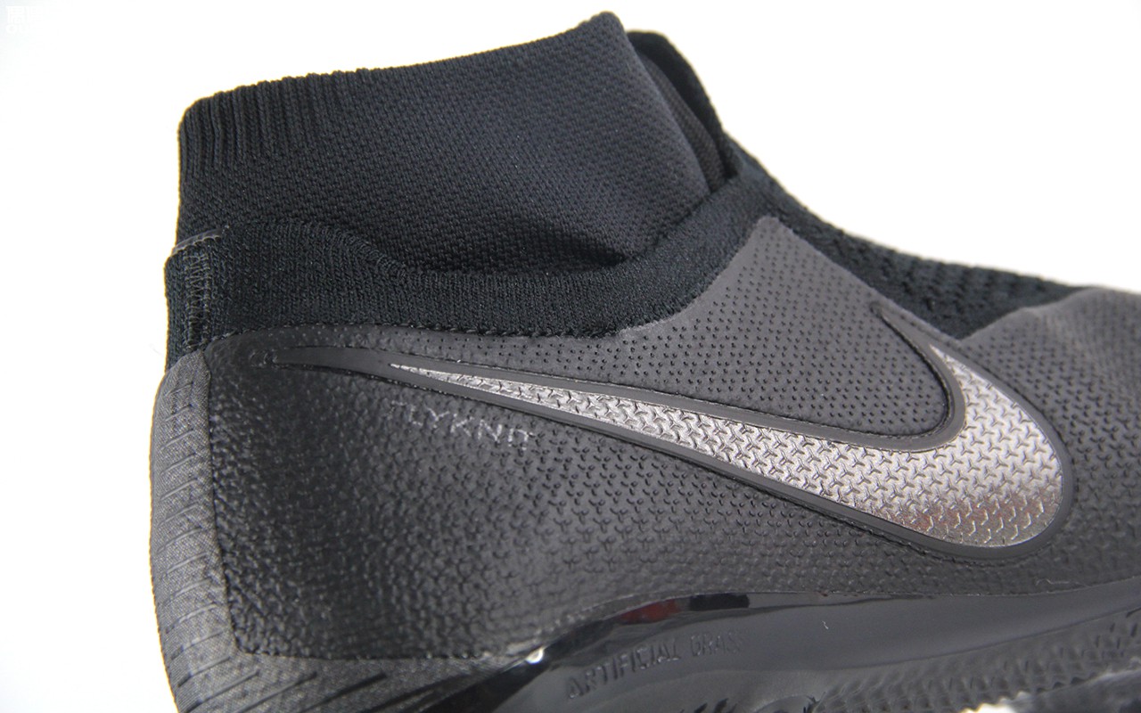 鬼牌接班人耐克PhantomVSNEliteDFAG-Pro暗煞静态赏析