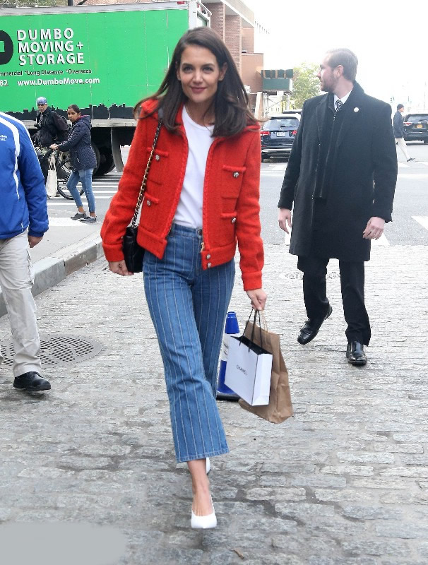 今年最火高个子牛仔裤冬季,今年冬季流行牛仔裤百搭颜色