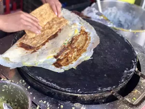 做煎饼生意能赚钱吗,摊煎饼摊怎么赚钱