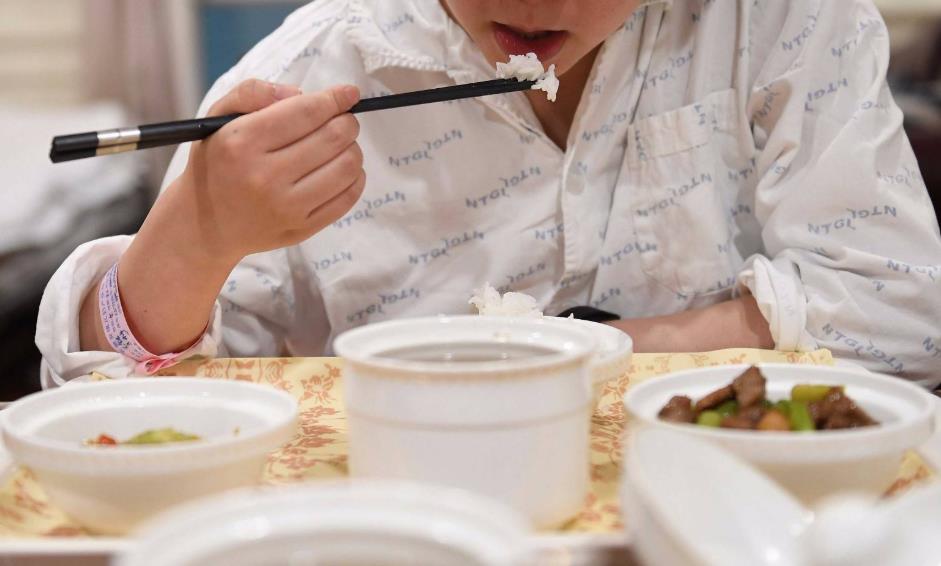 小月子期间月子水有必要喝吗,产后坐月子要多喝水吗