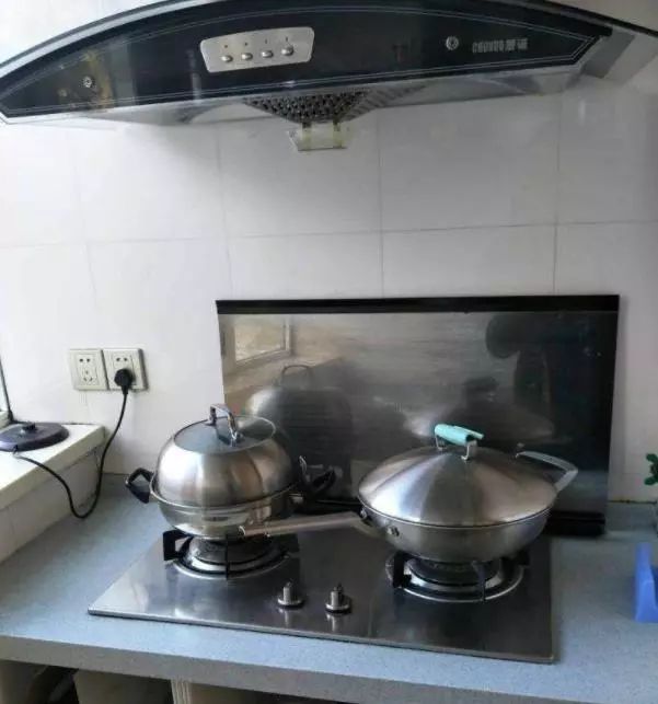 油烟机哪个牌子的比较好用实用,什么牌子的油烟机才是最好用