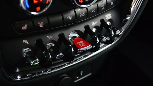 选哪款宝马mini合适,宝马迷你mini适合40岁女性吗