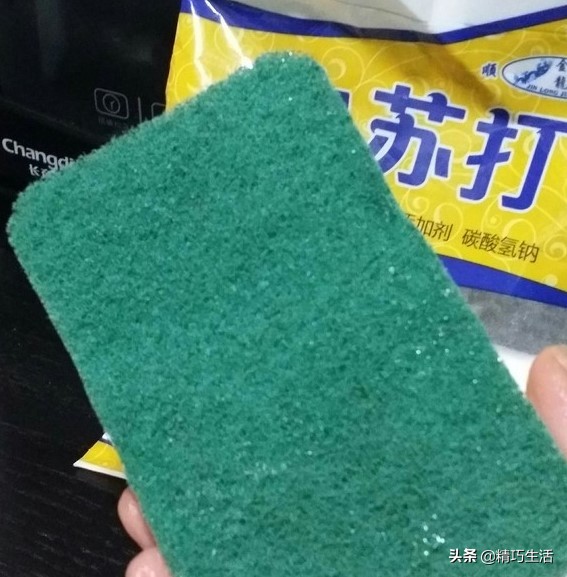 家用油烟机重油污清理小妙招,油烟机重油污清理家用小妙招