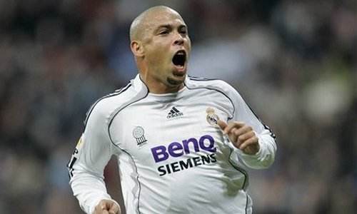 外星人罗纳尔多搞笑视频,外星人罗纳尔多钟摆过人