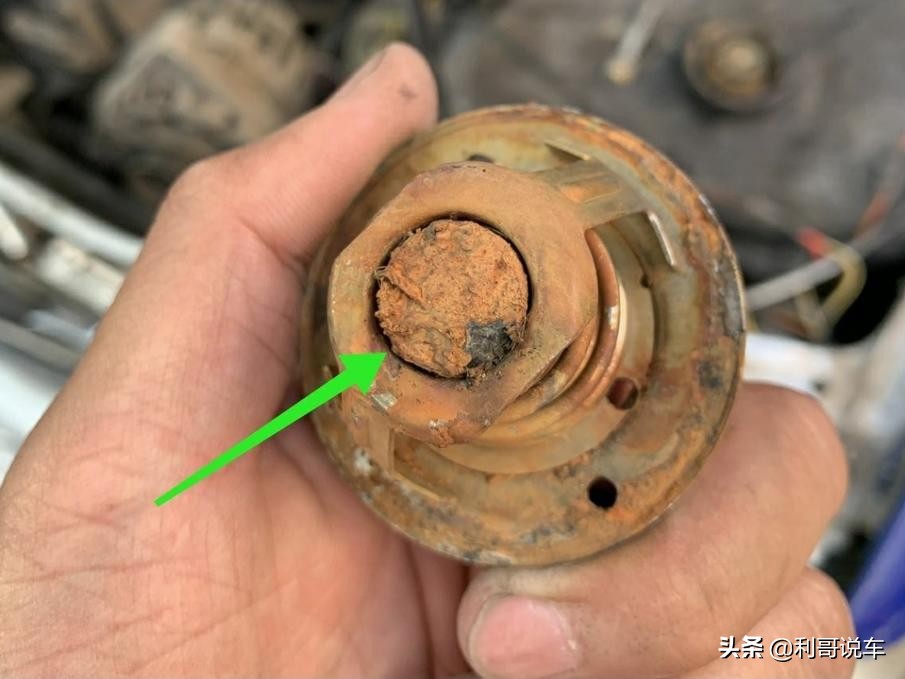 只有开空调就高温是什么原因,打开汽车空调高压一直升