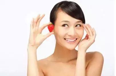 孕晚期有孕吐症状是怎么回事,孕期除了尿频什么症状都没有