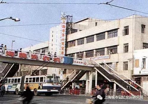 上海十大百货商店地址,上海的电话号码的开头是多少