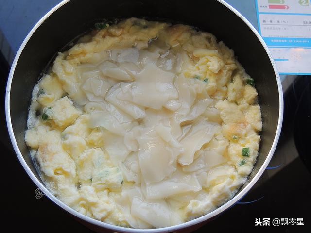 饺子皮不用再费劲捏了,饺子皮多了做饼