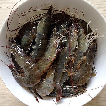 爱吃虾人士的美食食谱,爱吃虾的人怎么挑虾尾呢