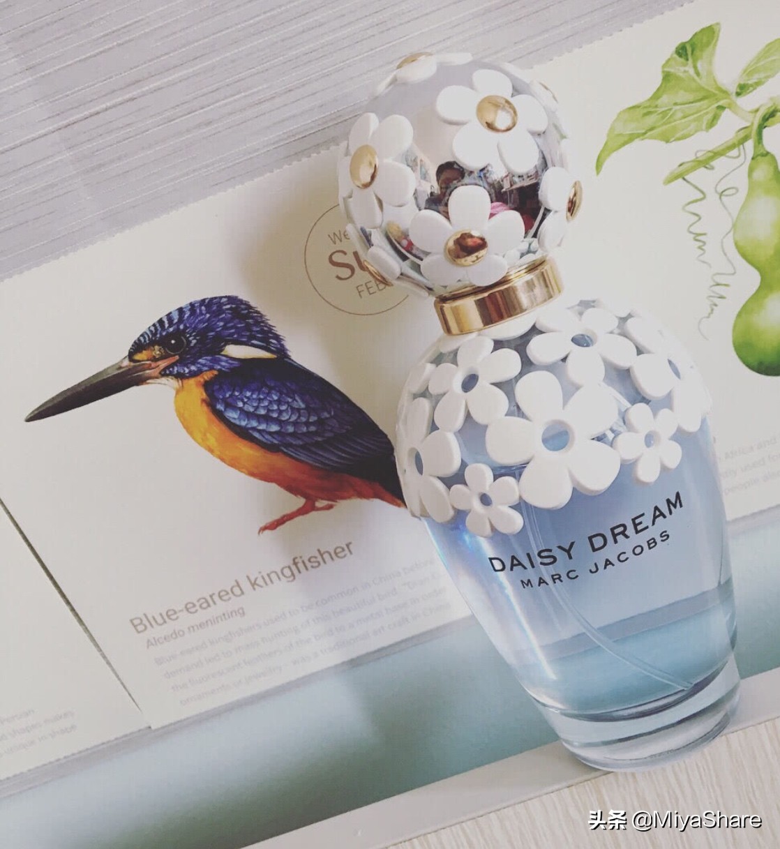 十大公认最好闻的少女香水,适合24岁女生淡香持久的香水推荐