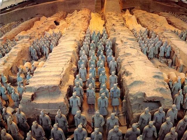 秦始皇陵为啥和兵马俑距离很远,秦始皇陵和兵马俑在一起吗