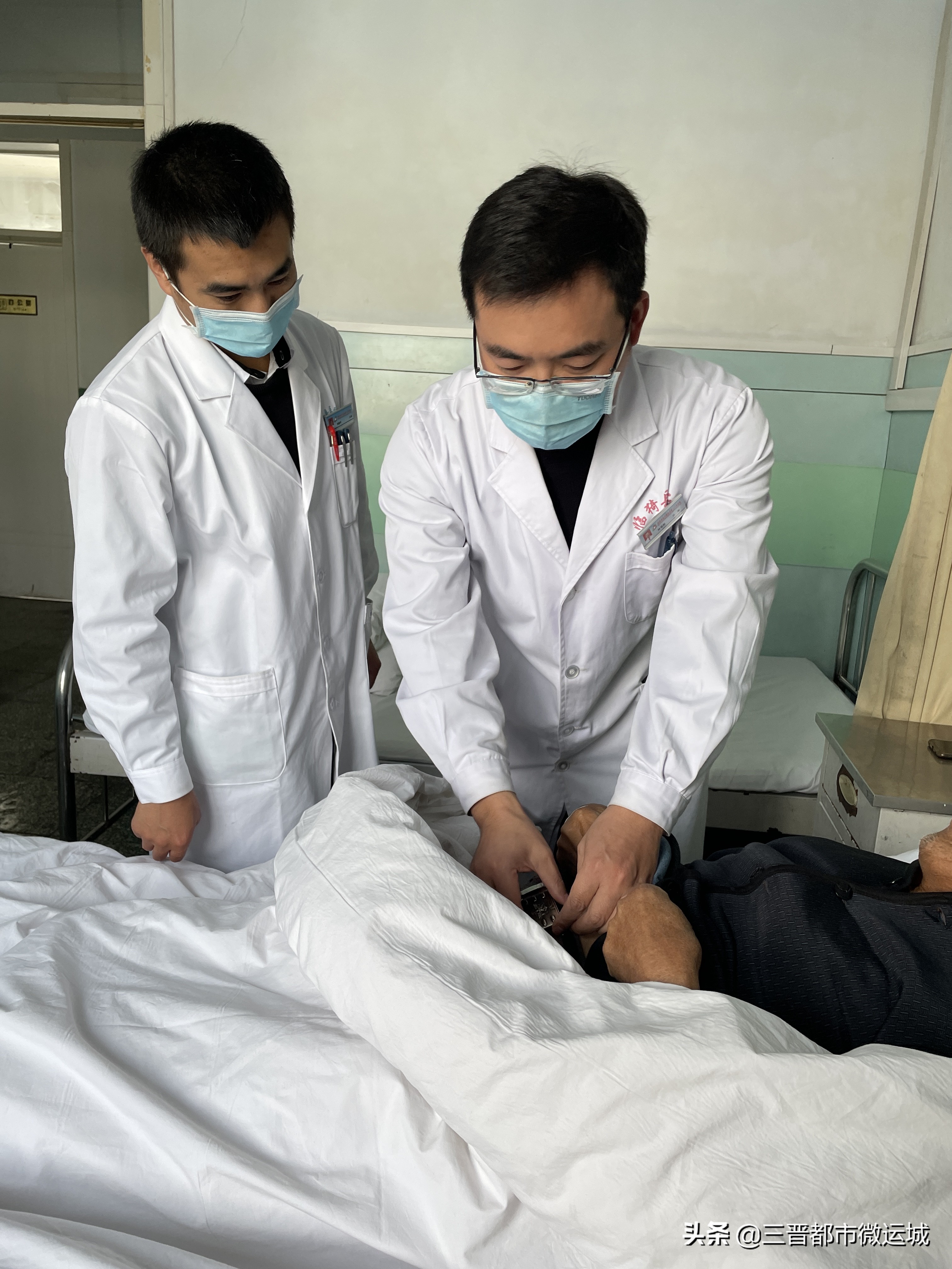 医者仁心为百姓守护健康,医者仁心全心为人民